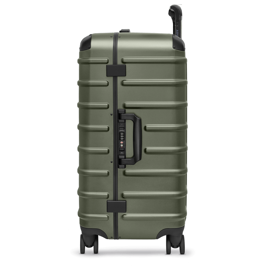 The Trunk: Check-In Closet Suitcase with Shelves Solgaard – EU